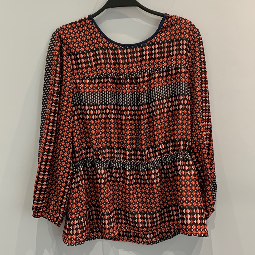 BCBG geometric print blouse